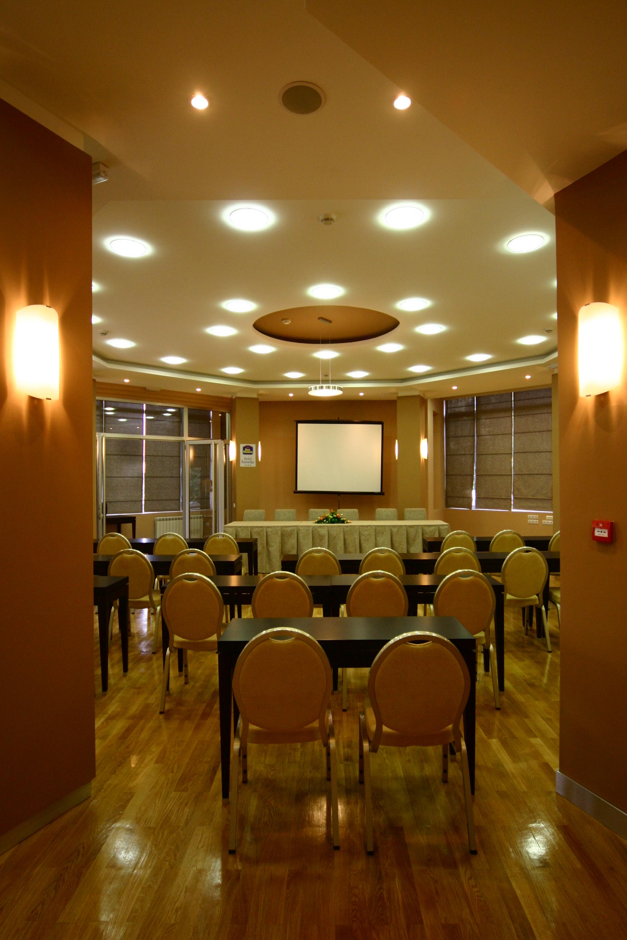 Hotel Sumadija Белград Экстерьер фото