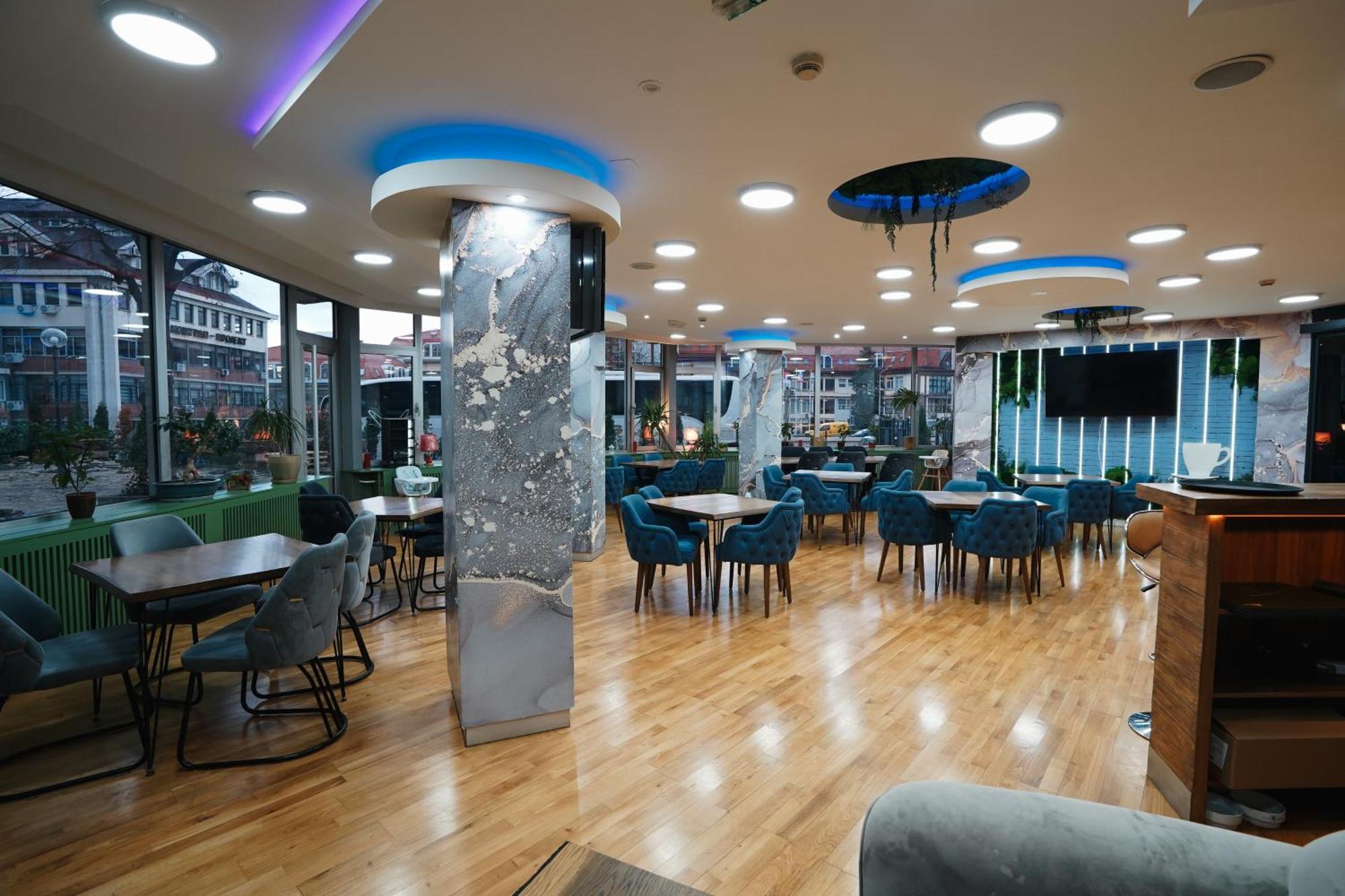 Hotel Sumadija Белград Экстерьер фото